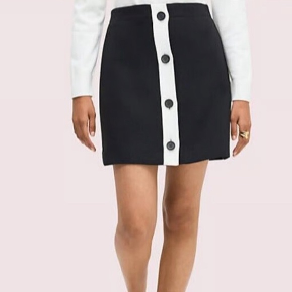 kate spade Dresses & Skirts - NWT Kate Spade New York Mainline Colorblock Mini Skirt, Size 2, Black & White